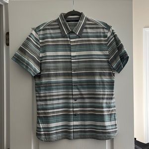 Perry Ellis short sleeve button down